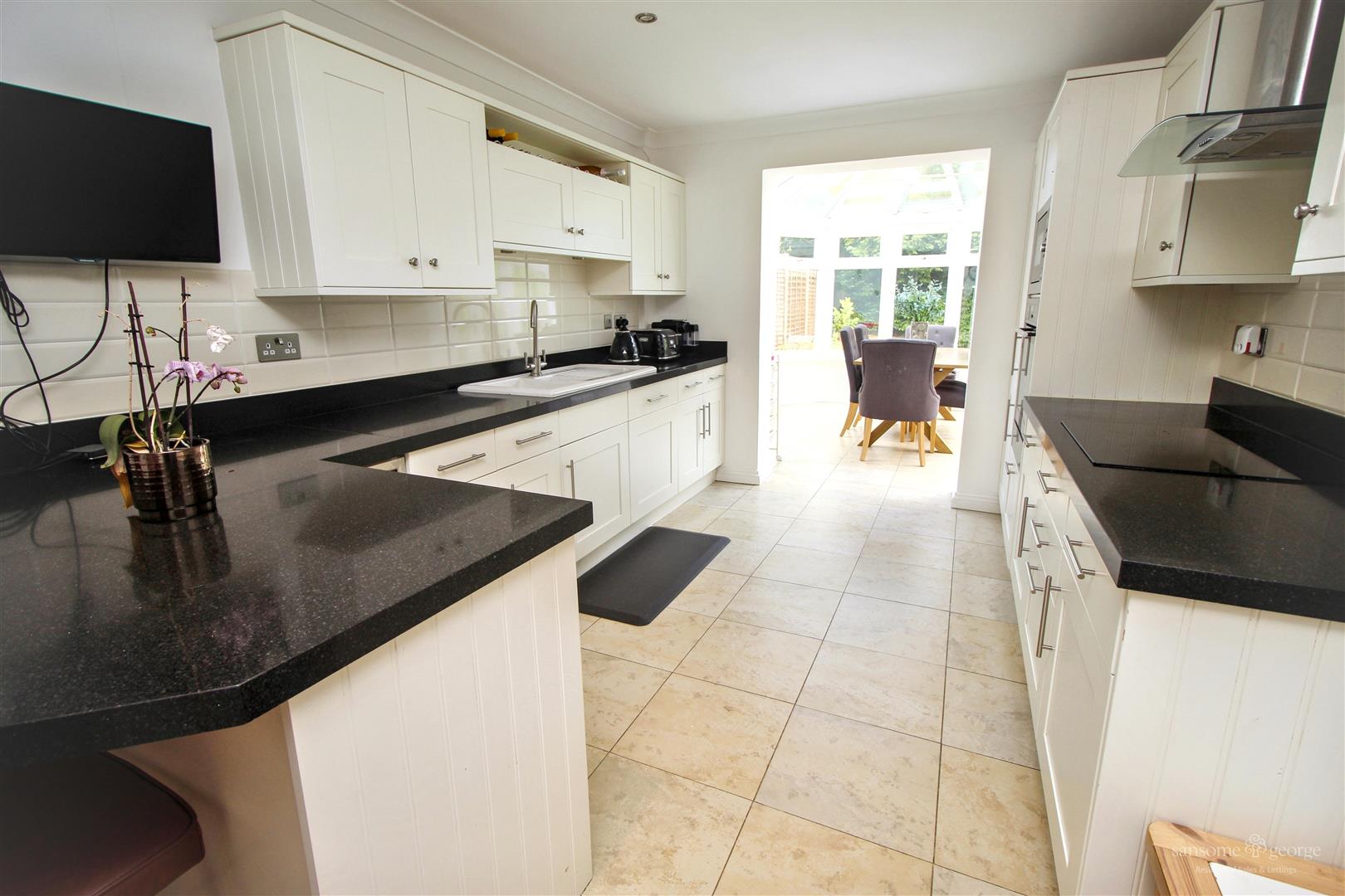 Roebuck Rise, Tilehurst, Reading